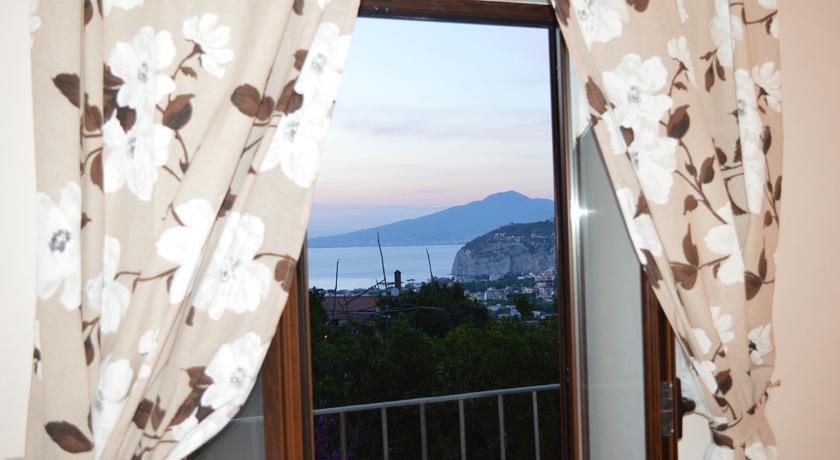 Patrizia Casa Vacanze Sant'Agnello Exteriör bild
